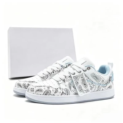 Txhua -match Sneakers